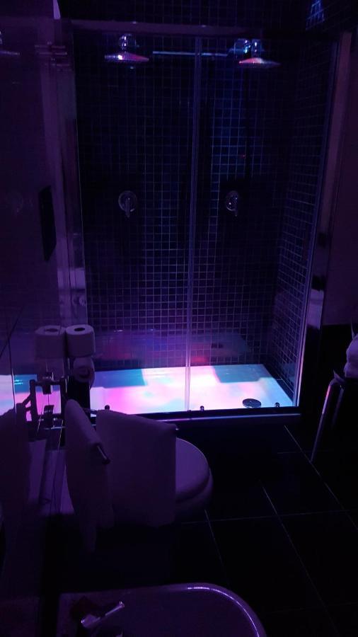 Hotel Taromy Наполи Екстериор снимка