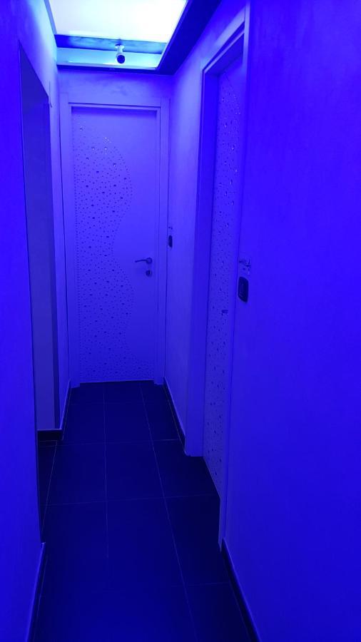 Hotel Taromy Наполи Екстериор снимка