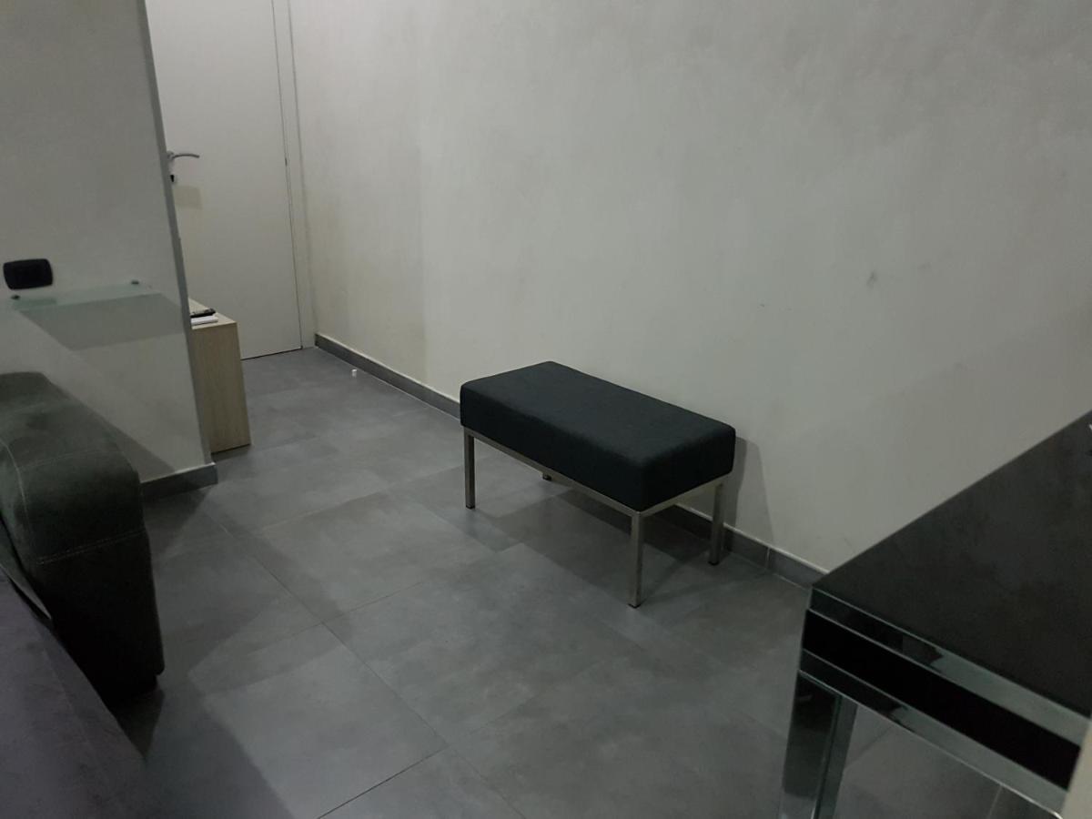 Hotel Taromy Наполи Екстериор снимка